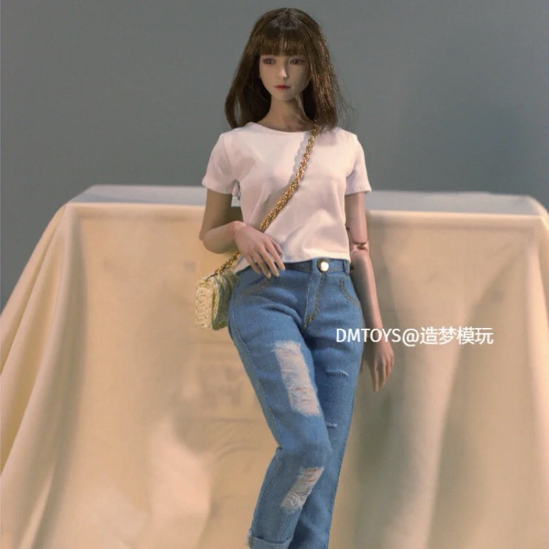 [PRE-ORDER] Trang Phục , Áo Thun Trắng + Quần Jean Rách DMTOYS - Mô ...