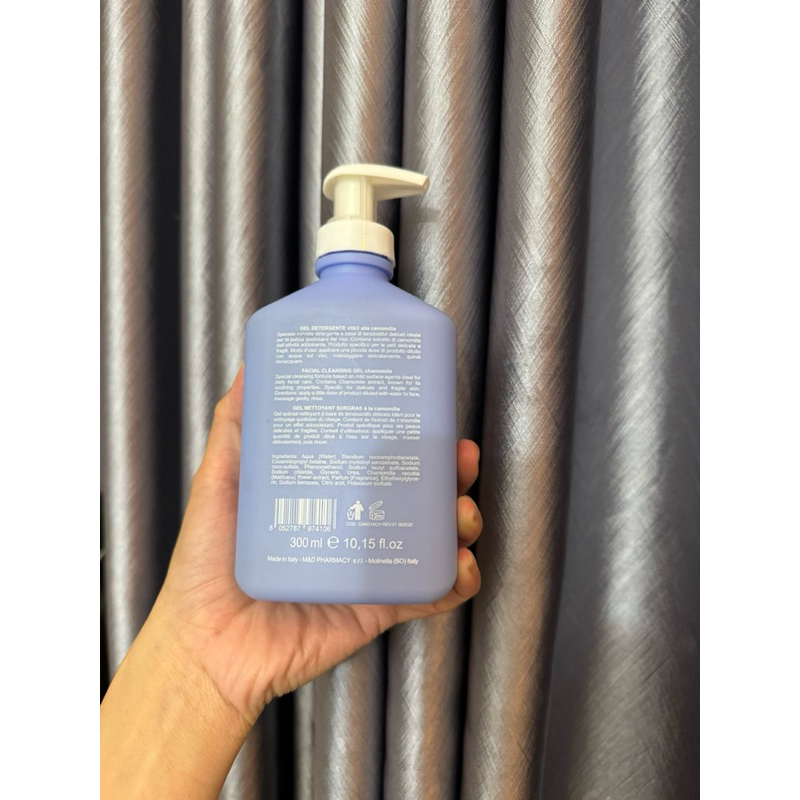 Sữa rửa mặt dịu nhẹ cho da nhạy cảm BLU Ý 300ml