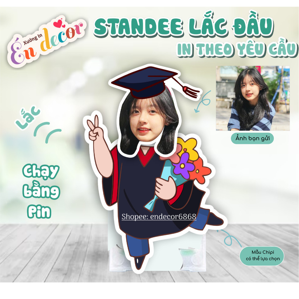 Standee lắc đầu chạy bằng pin cử nhân tốt nghiệp - Én decor