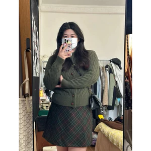 M.H STYLE ORDER BIG SIZE sét áo len dệt kim+chân váy karo màu xanh cỏ lá