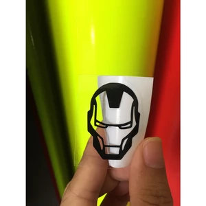 cặp chữ i am iron man kèm biểu tượng, chữ đen tem lột tách nền