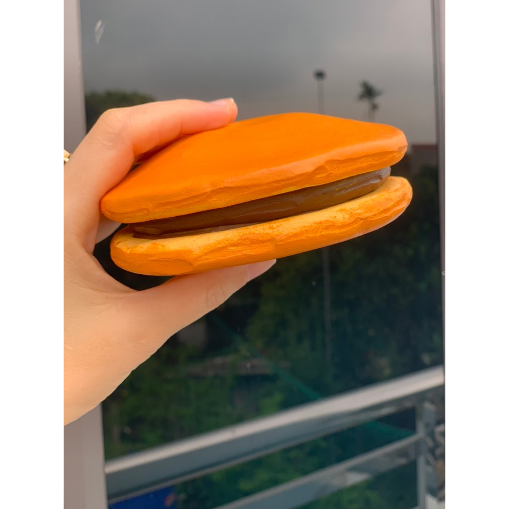 Mô hình bánh rán doremon, bánh rán mô hình | Shopee Việt Nam