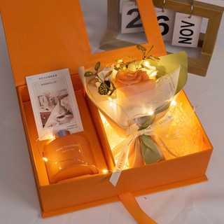 [Hoả Tốc] Set Quà Tặng Hoa Và Tinh Dầu Có Kèm Đèn Quý Phái, Thanh Lịch, Quà Tặng Sinh Nhật, 20/10, Noel, 14/2, 8/3