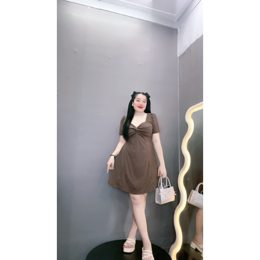 Đầm Nữ Bigsize Tay Ngắn Xoắn Ngực Chất Vải Thun Gân Dáng Xòe Thiết Kế Nhẹ Nhàng G81