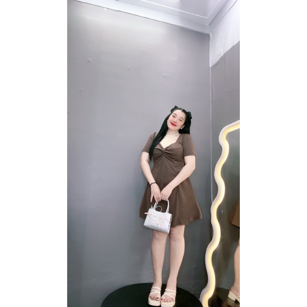 Đầm Nữ Bigsize Tay Ngắn Xoắn Ngực Chất Vải Thun Gân Dáng Xòe Thiết Kế Nhẹ Nhàng G81