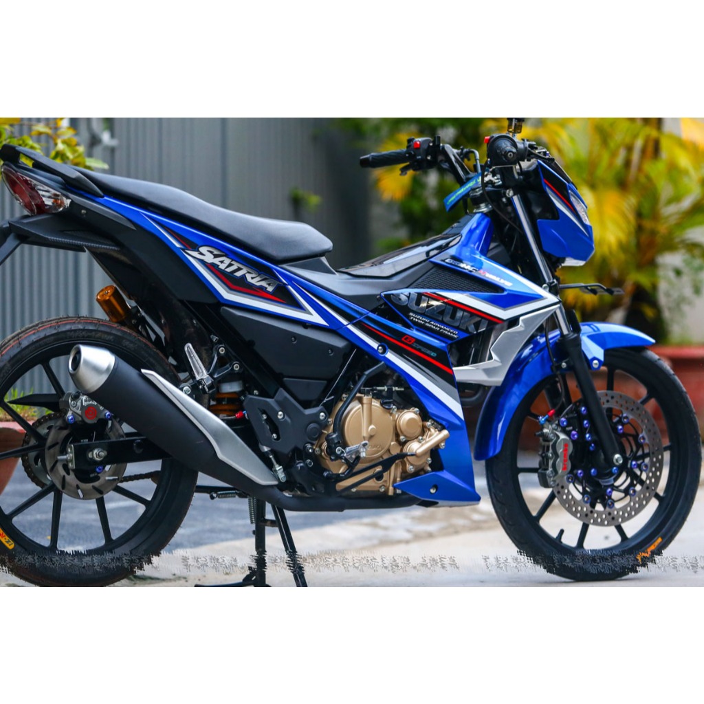 Tem rời cao cấp dán xe Raider FI xanh. Ghép chữ SUZUKI và Satria chất liệu CROM lạ mắt