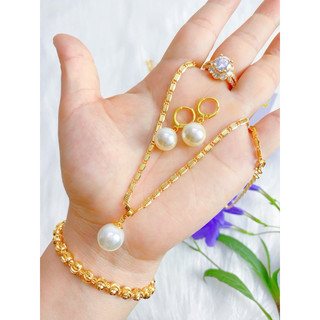 Dây chuyền combo4 món mạ vàng 18k, nhẫn, hoa tai, lắc tay Bộ trang sức - Dây chuyền kết hợp với các mẫu mặt ngọc trai.