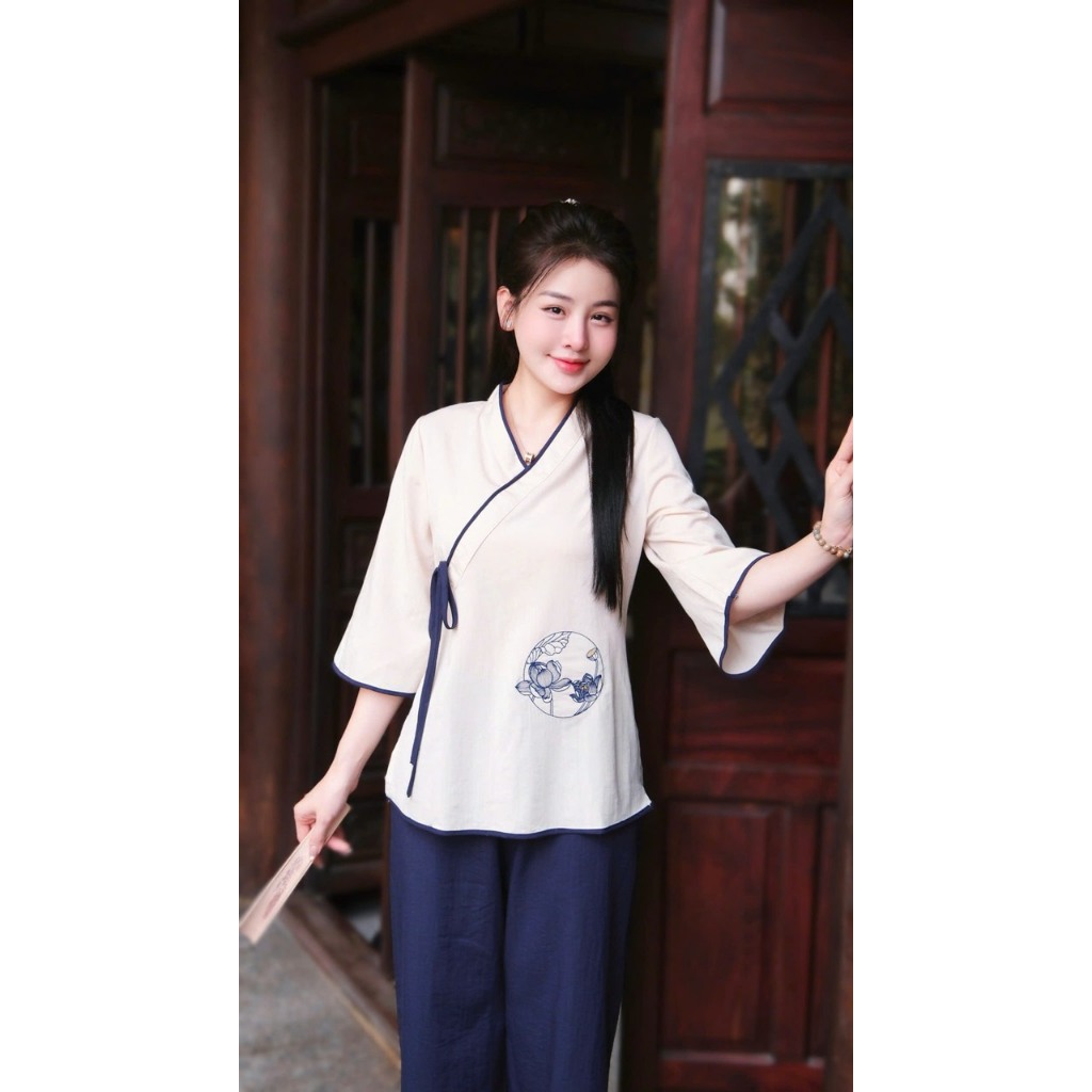 Đồ bộ đi chùa vạt chéo thêu sen vải đũi xước Pháp phục đi lễ cổ V tay lỡ Bộ đồ lam truyền thống đũi mềm mát Sang trọng