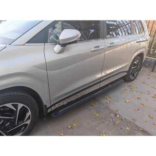 Nẹp Sườn Hyundai Custin Chất Liệu Inox Sáng Bóng