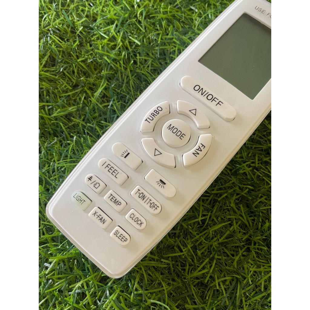 Điều khiển remote từ xa điều hòa gree FAN mẫu dài mặt trắng - tặng pin