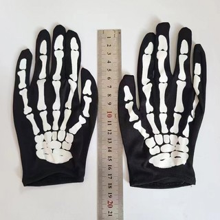 Găng tay xương hóa trang Halloween dùng kết hợp quần áo xương