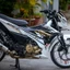 Tem rời dán xe Raider FI màu trắng, phối đen-xám-vàng. Decal cao cấp, bền bỉ