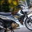 Tem rời dán xe Raider FI màu trắng, phối đen-xám-vàng. Decal cao cấp, bền bỉ