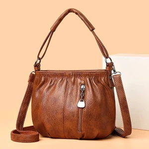 Túi xách nữ da mềm dáng bầu Quảng châu kích thước 22x18x12cm BAU145 Mun Store 94