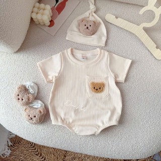 Set Body 3 chi tiết cho bé đầy tháng, thôi nôi 3-9kg. Body kèm nón và tất dễ thương. Dino Kids