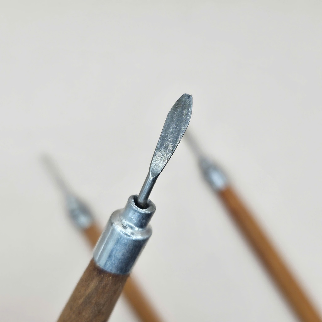 Cây cắt da chết, cạy khoé chân CHUYÊN DỤNG, CÁN GỖ