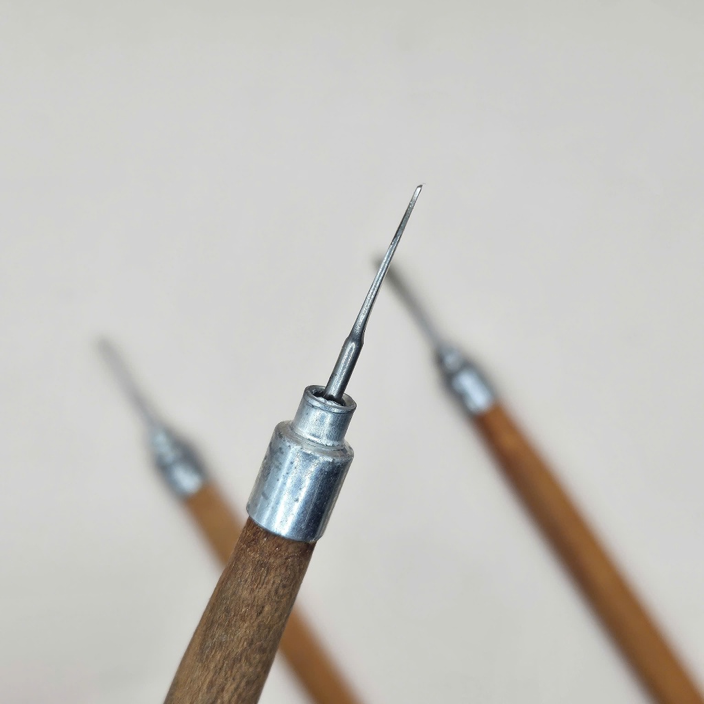 Cây cắt da chết, cạy khoé chân CHUYÊN DỤNG, CÁN GỖ