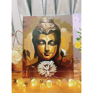 Tranh tô màu số hóa Madoca có khung 40x50cm Đức Phật bên hoa T2044
