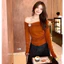 Triangle - (Giá thanh lý, không hoàn) Button Knit Áo len dệt kim GS trễ vai gắn cúc làm điểm nhấn