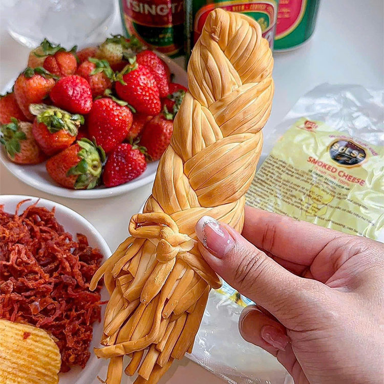 Phô mai hun khói Solse 200g - Phô mai Nga hun khói xé sợi, Snack ăn vặt chính hãng Nga