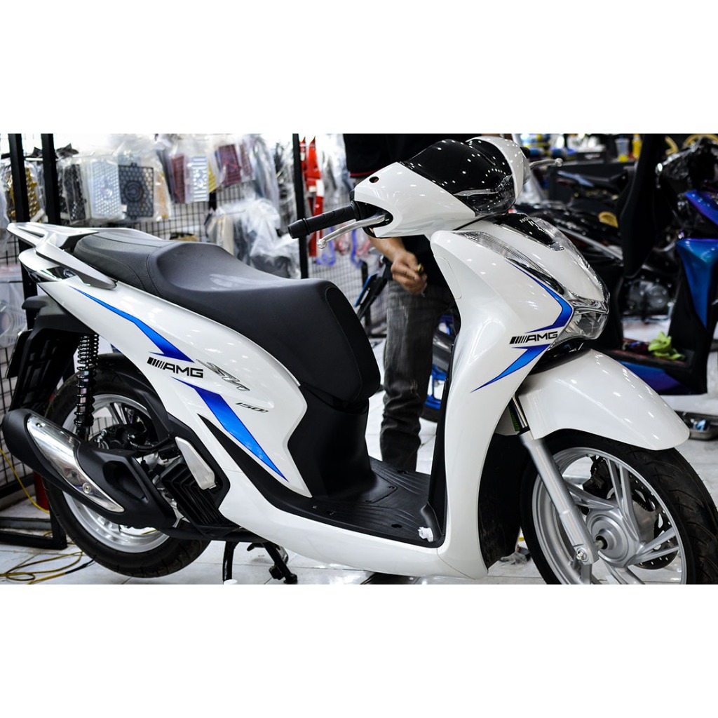 Tem rời AMG SH 2020 trắng, Chất liệu CROM sáng bóng. Thay đổi màu sắc/ đời xe / kích thước theo yêu cầu