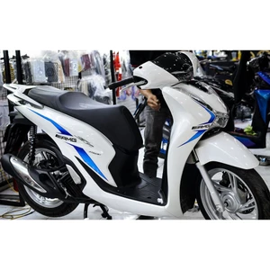 Tem rời AMG SH 2020 trắng, Chất liệu CROM sáng bóng. Thay đổi màu sắc/ đời xe / kích thước theo yêu cầu