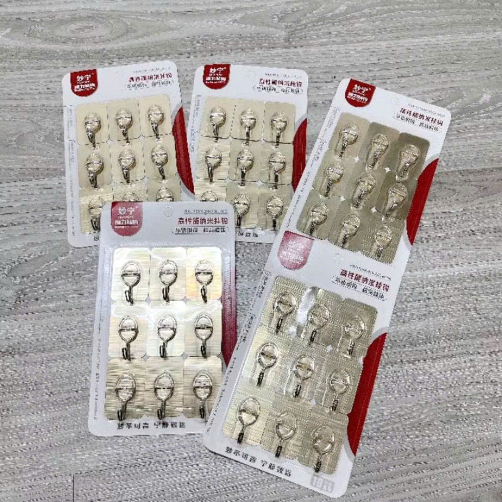 Vỉ MÓC DÁN TƯỜNG SIÊU DÍNH TREO QUẦN ÁO, KHĂN, TÚI XÁCH, VẬT DỤNG NHÀ BẾP, VỈ 9 MÓC CHỮ NHẬT NHỎ GỌN-MA:86MOCDAN