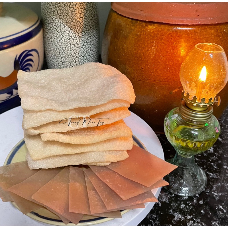 Bánh Phồng Khoai Môn Cô Trang Miền Tây Đặc Sản Năm Căn Cà Mau ( Túi Zip 500 gram)