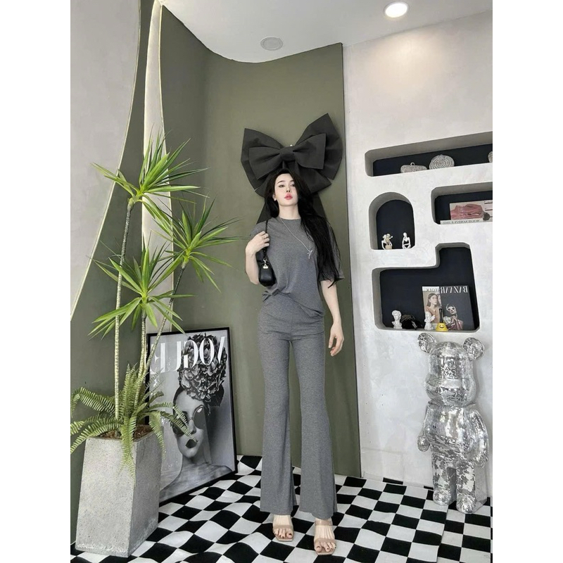 L89- sét bộ thun tăm form rộng, áo cổ tròn tay ngắn xẻ tà freesize, quần dài dáng loe màu trơn