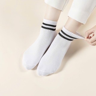 Tất vớ sọc đen trắng phong cách unisex nam nữ