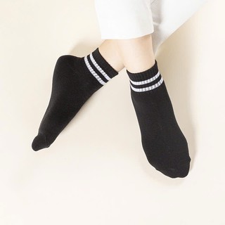 Tất vớ sọc đen trắng phong cách unisex nam nữ