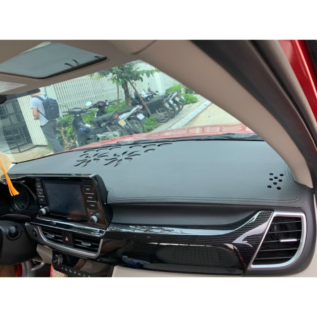 Thảm taplo da ô tô Kia seltos 2019-2024, thảm chống nắng da carbon. Hàng đẹp xuất sắc