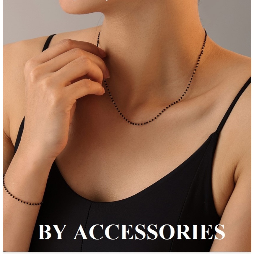 Vòng cổ nữ titan xích mảnh phối đá đen nhỏ xinh không gỉ WN24106 BY ACCESSORIES