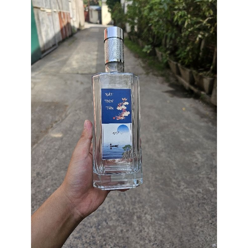 Chai thủy tinh vát cạnh dung tích 500ml CS500