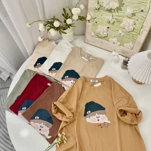 Áo phông nữ YUSTUDIO 3158, form unisex co dãn nhẹ mẫu Cậu Bé Coffee
