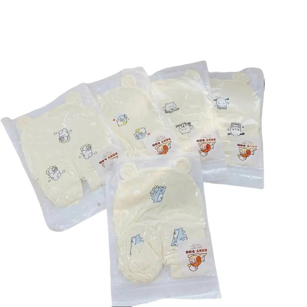 Sét mũ, bao tay, bao chân chất peptit Babyboo cho bé sơ sinh tai gấu cho bé sơ sinh TH02 - 3SBABY