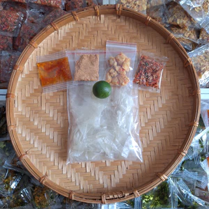 5 bịch Bánh Tráng Dẻo trộn Tóp Mỡ - Sate - Tép Hành Phi - Sốt Me - Sốt Bò - Ớt Rim - Dầu Tỏi Hành - Muối Sặc Tôm