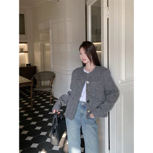 M.H STYLE ORDER (HÀNG SẴN)áo sweed kiểu dáng retro tối giản tinh tế