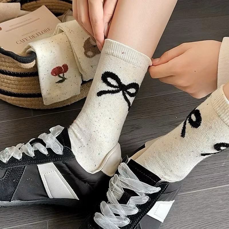 Sét 5 đôi tất cổ cao nữ màu muối tiêu gấu cherry phong cách hàn quốc