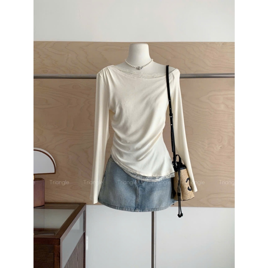 Triangle - Mature long sleeved Shirt (Cân nhắc kỹ, return is not welcomed)- Áo thun vai nghiêng phối ren dài tay