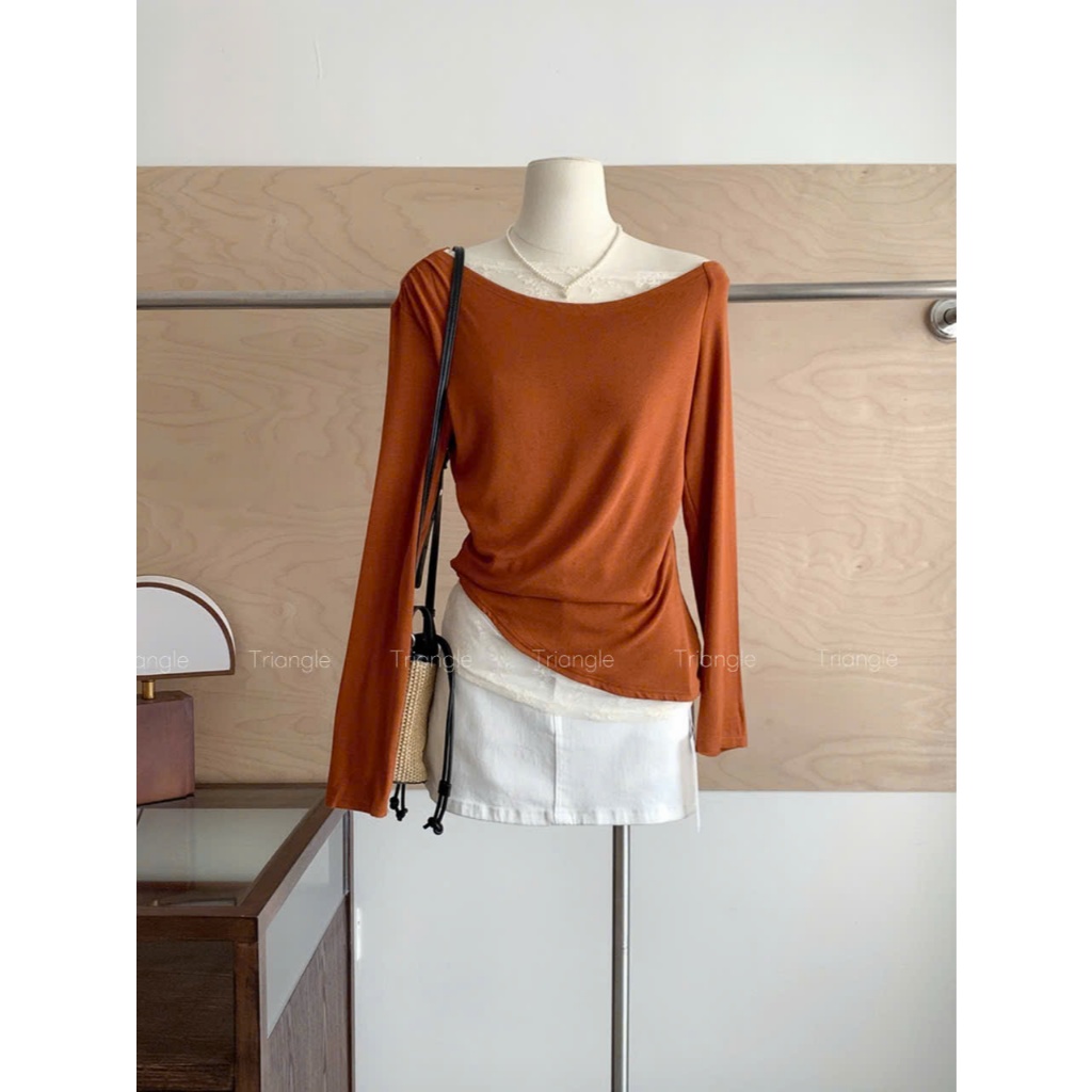 Triangle - Mature long sleeved Shirt (Cân nhắc kỹ, return is not welcomed)- Áo thun vai nghiêng phối ren dài tay