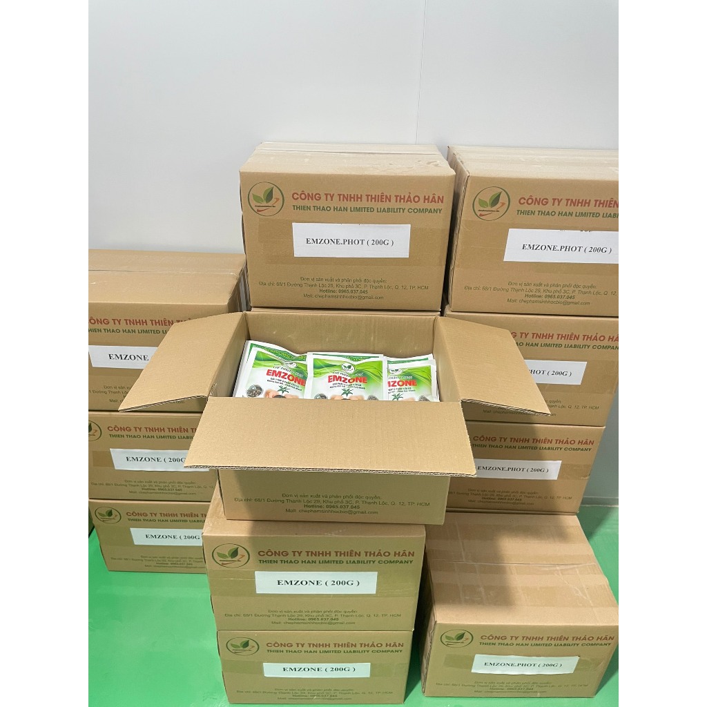 Combo chế phẩm sinh học Emzone( 2 gói) + Mật rỉ đường 1 lít mật nặng ( Mật Loại 1 ) 1.4kg