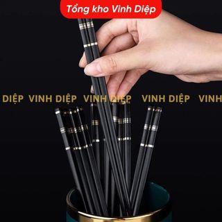 .Đũa nhựa 10 đôi KIỂU NHẬT đầu nhỏ gọn, có chống trượt kích thước 24cm, đũa nhựa đen, đũa phíp Nhật
