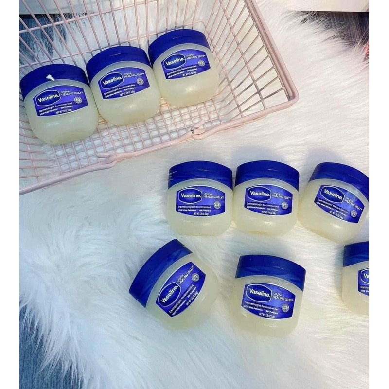 Sáp nẻ Vaseline lọ to dùng cả gia đình (50ML)