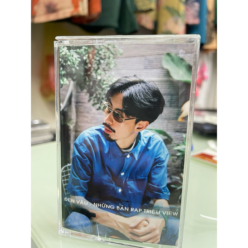 Băng Cassette Đen Vâu
