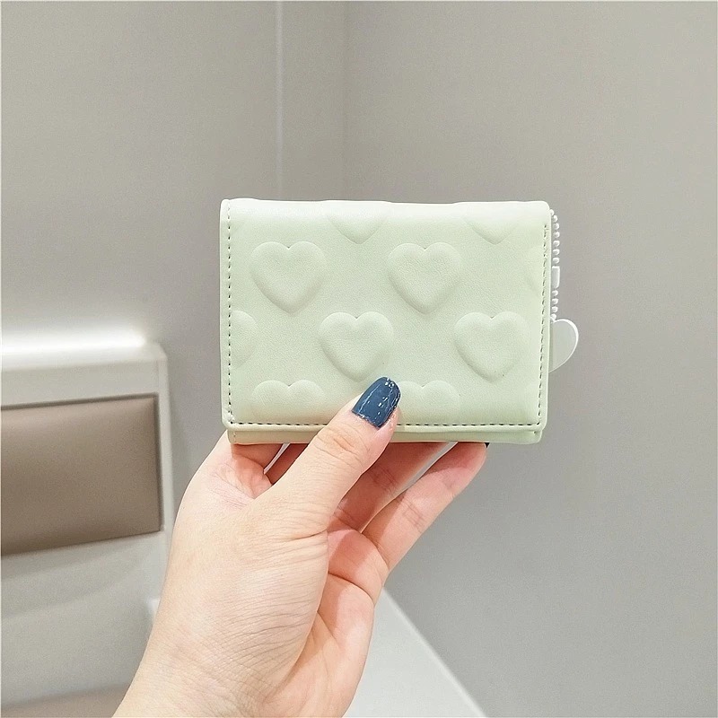 Ví ngắn trái tim dập nổi kích thước 10.5x3x8.5cm VNT59 Mun Store 94