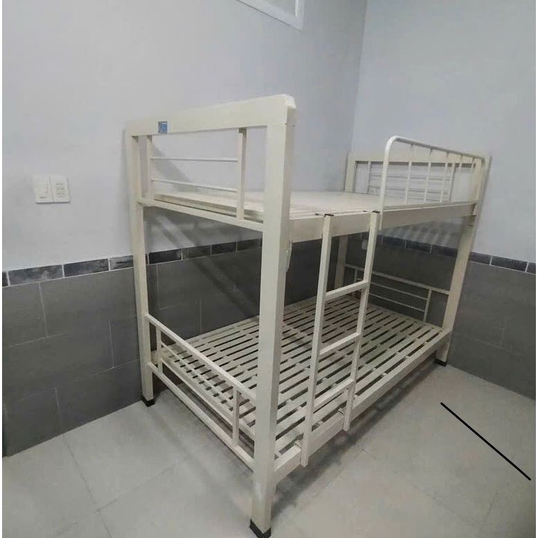 Giường 2 tầng bằng sắt hộp vuông, kích thước 1m4 x 1m6 dài 2m.
