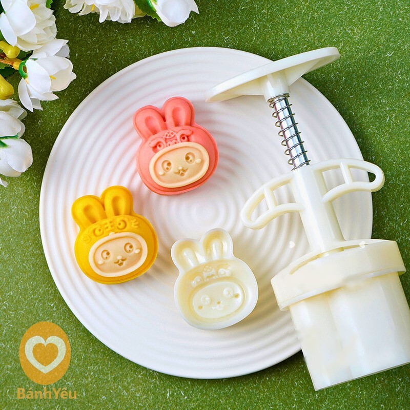 Khuôn bánh trung thu lò xo 50g 2 mặt Thỏ 3D - KH241E