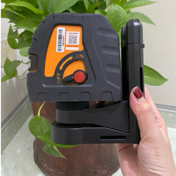 Máy cân bằng laser treo tường LAISAI chính hãng LSG 609SPD - 2 tia xanh siêu sáng - Hưng Phát