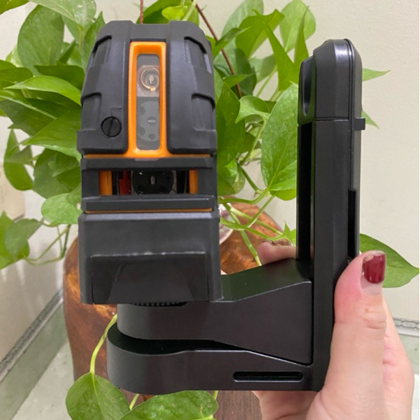Máy cân bằng laser treo tường LAISAI chính hãng LSG 609SPD - 2 tia xanh siêu sáng - Hưng Phát